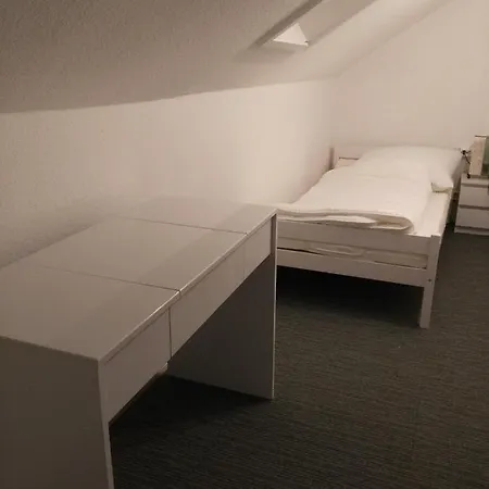 Ferienwohnung Am Bahnhof Apartment