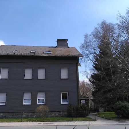 Apartment Ferienwohnung Am Bahnhof